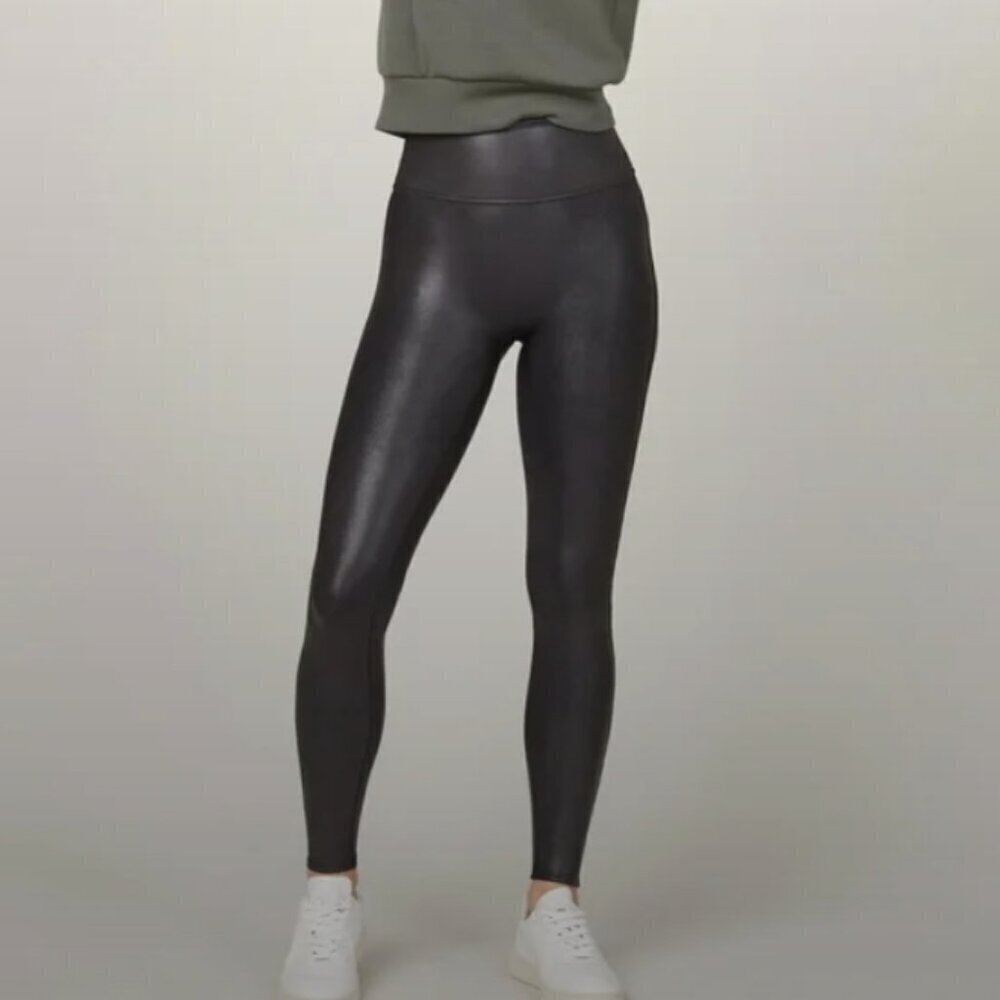 Spanx Faux Leather Leggings Size Small/Petite